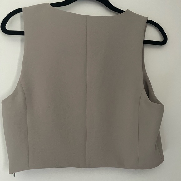 Aritzia Wilfred top - Picture 3 of 3